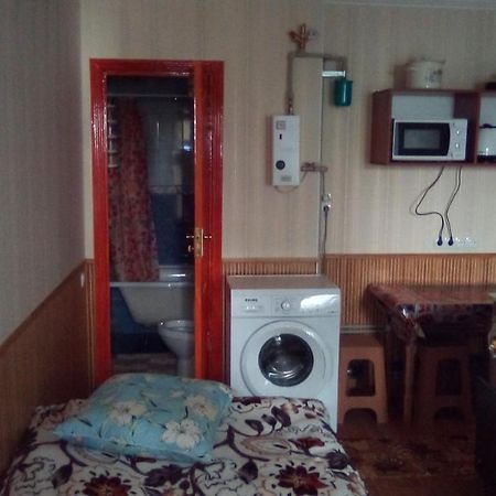 1-Я Слободская, 17А, Угол Проспекта Центрального, 3 Дивана, Wi-Fi, Отдельный Вход. Mykolajiv Buitenkant foto