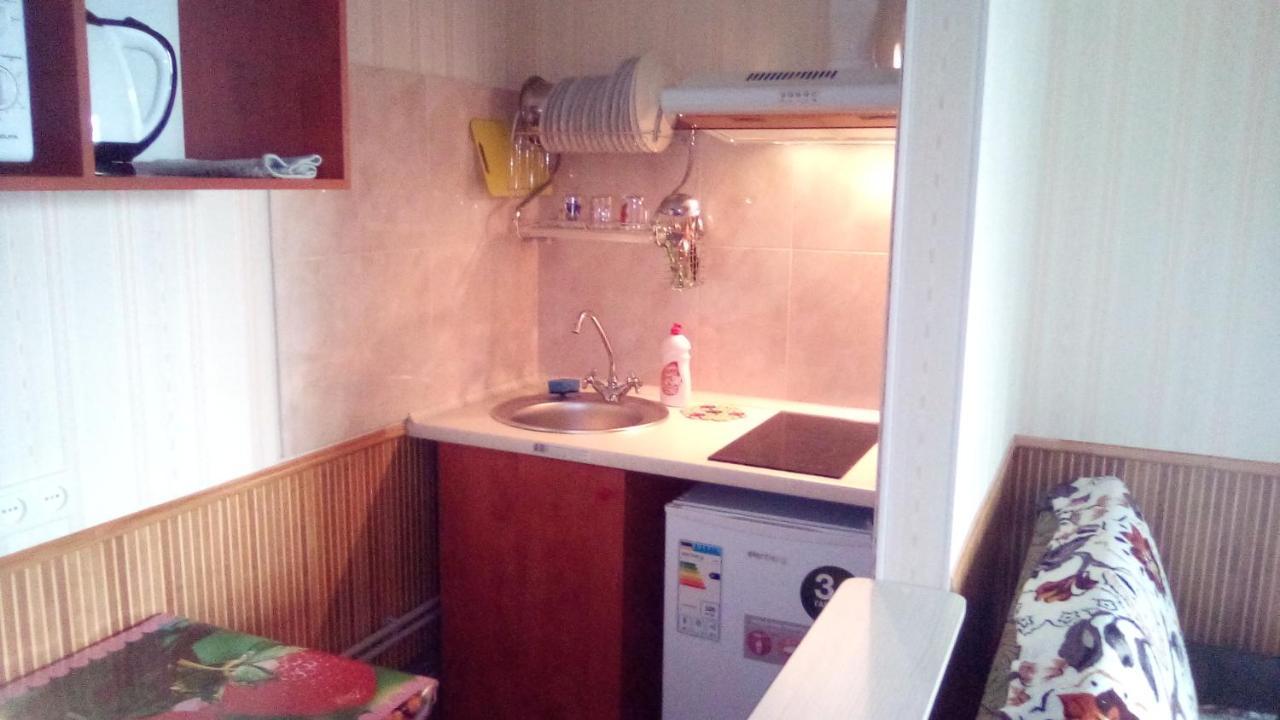 1-Я Слободская, 17А, Угол Проспекта Центрального, 3 Дивана, Wi-Fi, Отдельный Вход. Mykolajiv Buitenkant foto