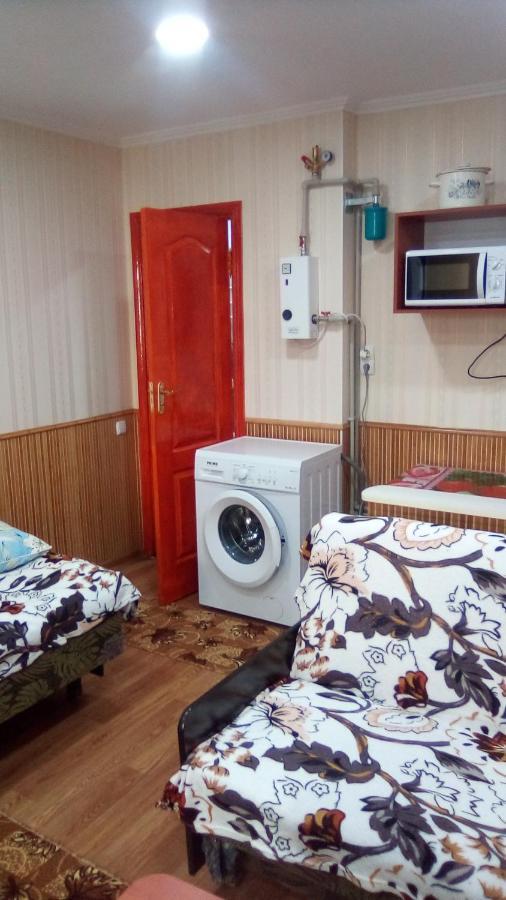 1-Я Слободская, 17А, Угол Проспекта Центрального, 3 Дивана, Wi-Fi, Отдельный Вход. Mykolajiv Buitenkant foto